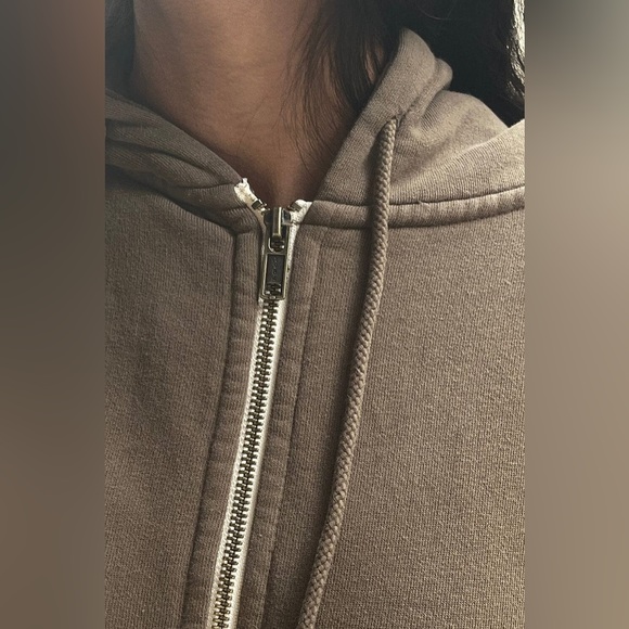 SALE rare brandy melville zip up hoodie - Picture 5 of 5